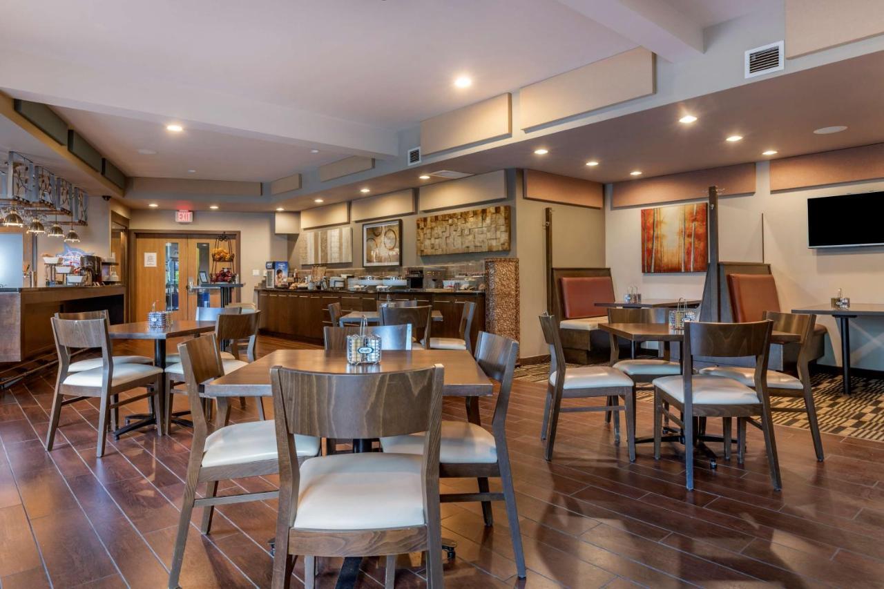 Best Western Plus Bridgewater Hotel & Convention Centre Luaran gambar