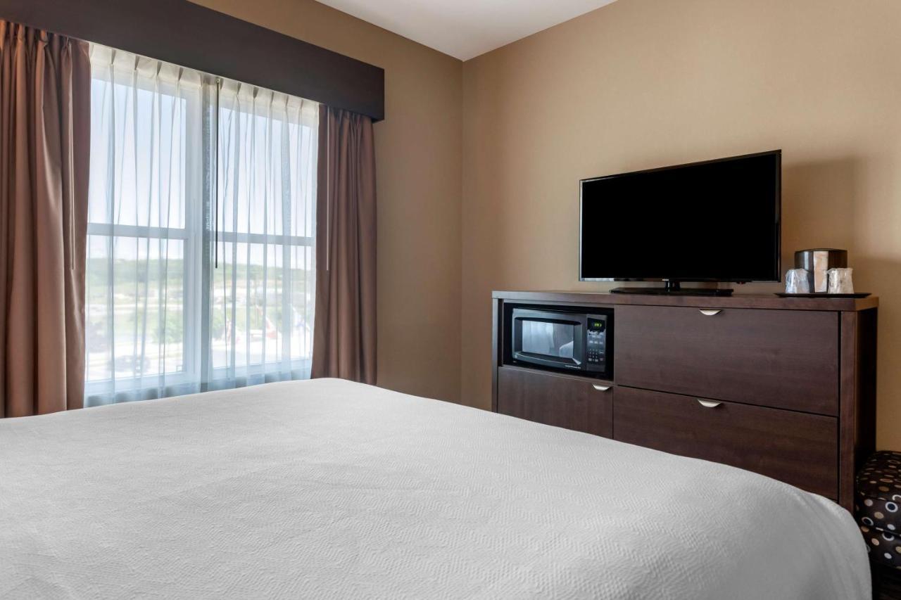 Best Western Plus Bridgewater Hotel & Convention Centre Luaran gambar